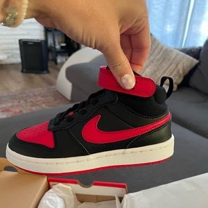 Nike Court Borough Mid 2